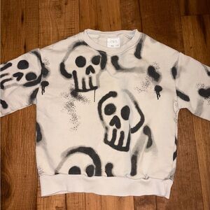 Zara White and Black Skull Graphic Sweatshirt
